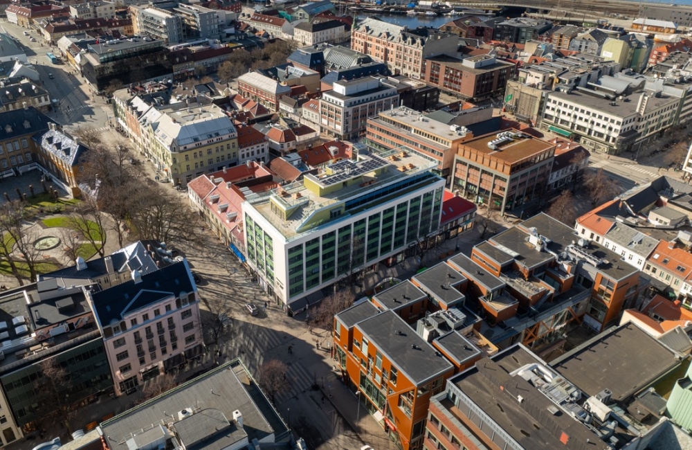 Nå kan du bli med på befaring til Nordre gate 12 i Trondheim. Foto: FlyByMedia